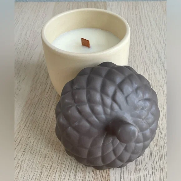 Fall morning Scented Candle • High Intensity • 7 oz - Picture 2 of 6